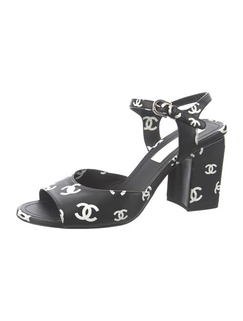 chanel 2022 interlocking cc logo sandals|chanel suede sandals.